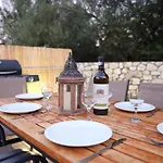 Amarianos فيلة