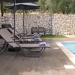 Amarianos فيلة أيّا إفيميا