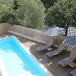 Amarianos أيّا إفيميا